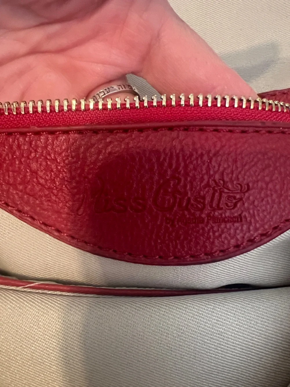 NWOT Red Faux Leather Tote Handbag lots of pockets great for travel